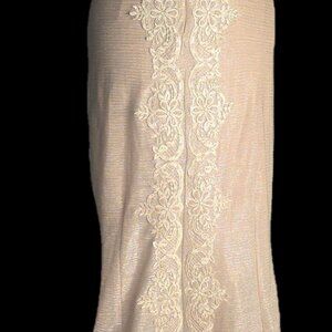 Betsy & Adam  NWT Size 10 beautiful Elegant Gold Evening Gown